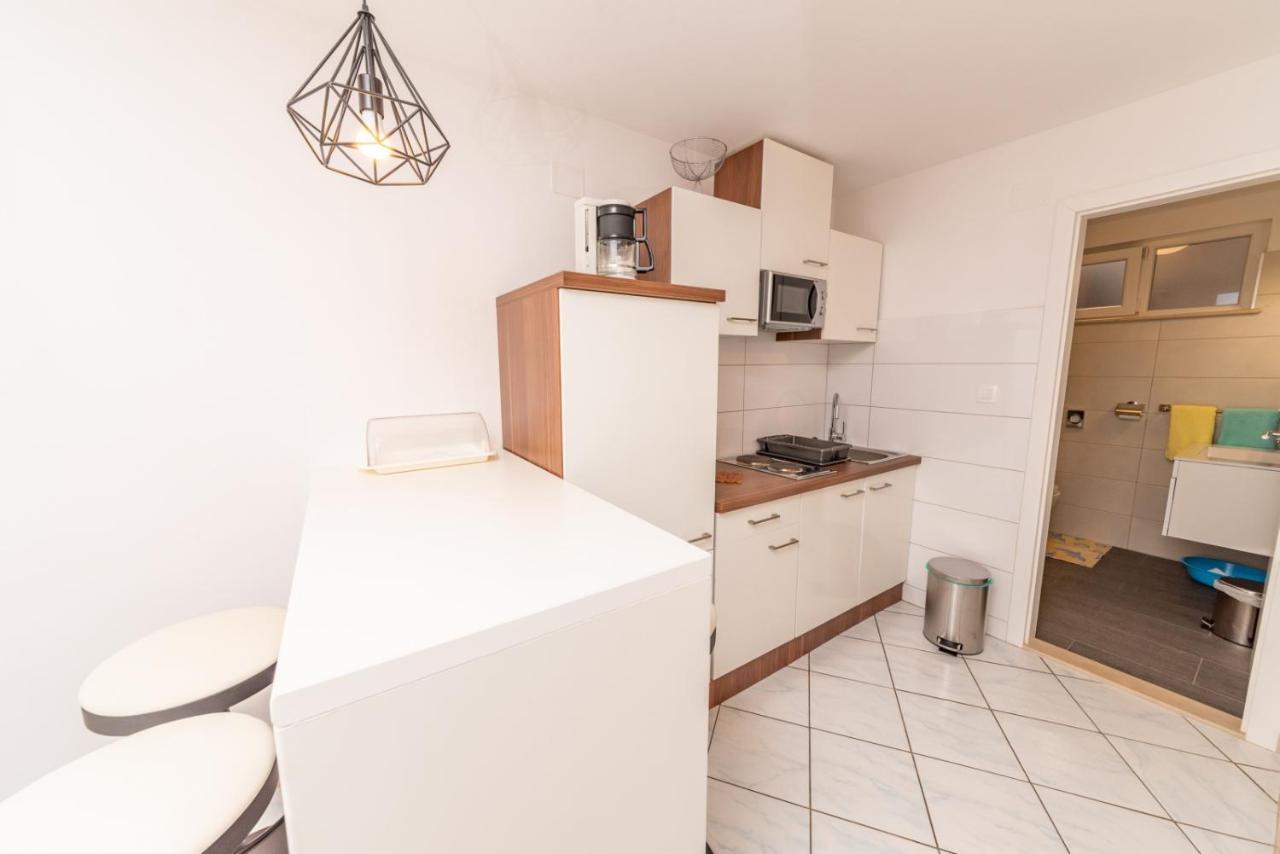Apartments Mate ボル エクステリア 写真